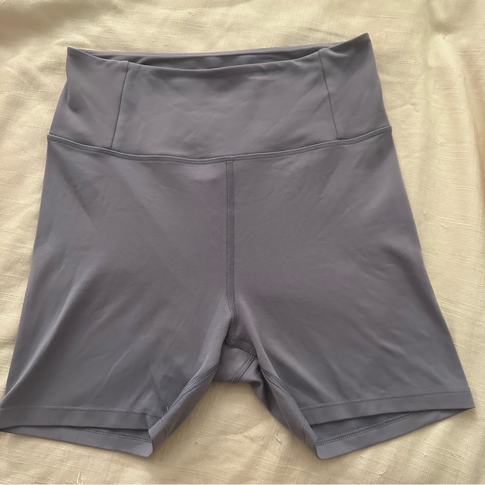 Girlfriend Collective FLOAT High-Rise Run Short Sea Glass MEDIUM